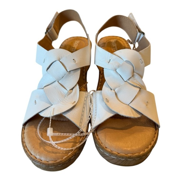 BORN Women's Nina Slingback Sandal, White, Size Womens 10M NEW - Picture 2 of 13